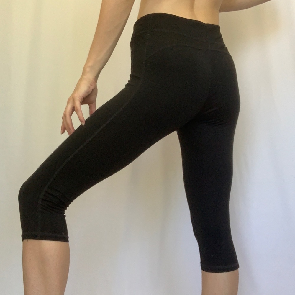 🔥$5 SALE Danskin Black Capris Leggings - Picture 3 of 6